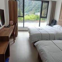 耿达莞欣饭店