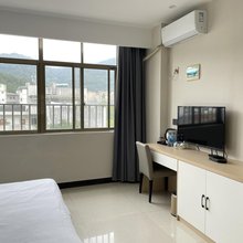 保山龙陵云逸酒店