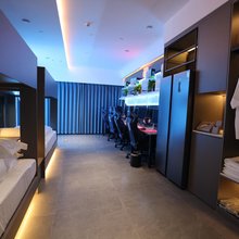 暴风电竞酒店(淮滨西亚美悦广场店)