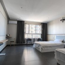 银丰影院式公寓