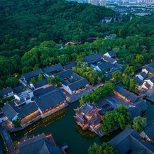 绍兴九间楼赏祊名宿(鉴湖柯岩风景区店)