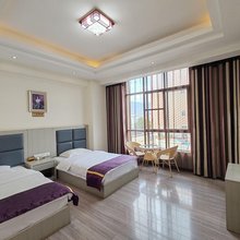 鹤庆锦瑞商务酒店