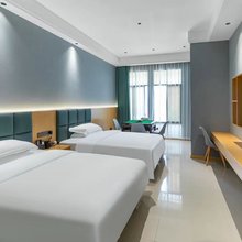 云阳景前假日酒店(云开路店)