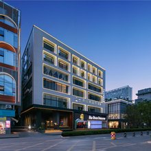 亦云酒店(长沙五一广场IFS国金中心店)