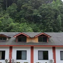 君芳寒舍(四面山水口寺店)