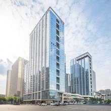 CLOUDS HOUSE成都观雲全套房服务公寓(天府三街世豪广场店)