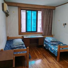 苏州男生民宿(养育巷地铁站店)