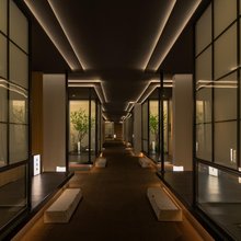 SFEEL设计师酒店(成都省骨科医院地铁站杜甫草堂店)