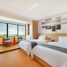 瞰海海景酒店(北海银滩度假区店)