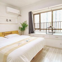 贵阳小海豚民宿(花果园购物中心店)