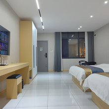 安顺客上居民宿(西秀高中店)