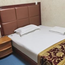 卫安宾馆(儿童医院桥梓口地铁店)