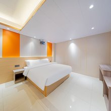 欣苑美居公寓(潮州西湖公园店)
