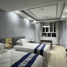 霍尔果斯仙桃餐厅民宿