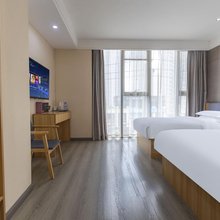 云漫酒店(西沣三路西安荟聚店)