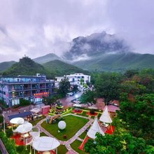 云台山蔚嘉摄影主题酒店(岸上服务区店)