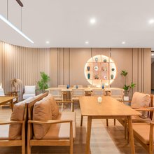 云台山逸美轻奢酒店(岸上服务区店)