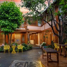 半院·繁花民宿