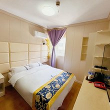 左廷酒店(锦秋路上海大学店)