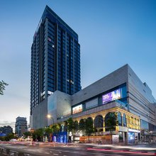 海宁 Radisson RED 丽芮酒店