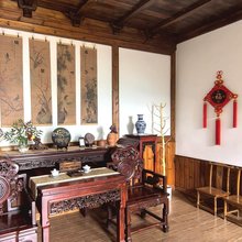 沂水沂蒙老山街民宿