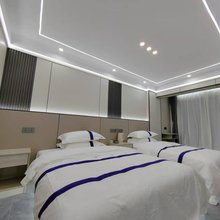 康定云上小城民宿