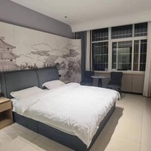 明春宾馆(红泥湾中心广场店)