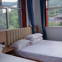 龙泉山庄民宿(二龙什台国家森林公园店)