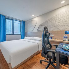 界游电竞民宿(上海莘庄工业区店)