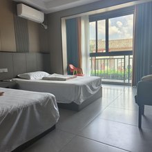 石柱鸿华商务宾馆