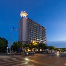 上海新奇士国际酒店(浦江江月路地铁站店)