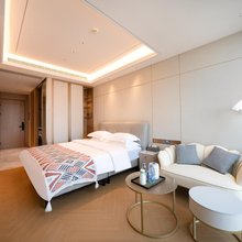 美奢mayes民宿(科技二路甘家寨地铁站店)