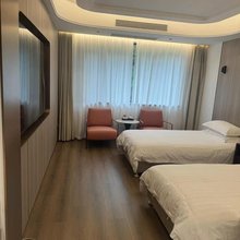 上海文峰家宜宾馆(五莲路地铁站店)