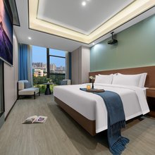 卡尔顿酒店(重庆江北国际机场金港国际购物中心店)