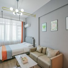 宁波三鸿民宿(前洋电商园店)