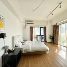 九份·精选公寓(广州增城广场地铁站万达广场店)