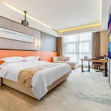 未来侣宿智慧民宿(汽车南站红旗中学店)