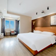 云上·沐木酒店(中坝地铁站妇女儿童医院店)