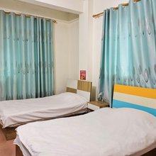 家美公寓(广州鸿通皮具五金城广东警官学院店)