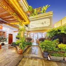 璞素庭院客栈(建水紫陶街店)