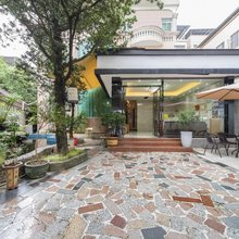 云泊臻品公寓(广州高铁南站大洲地铁站店)