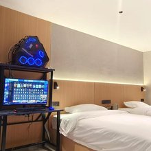铂星球时光假日酒店