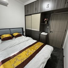 新密湖景悦民宿