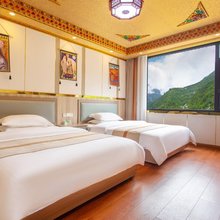 康定观山阁民宿