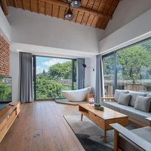 坐看云起(云和梯田七星墩观景台店)