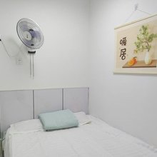 华宸小筑民宿(朝阳南站店)