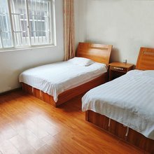 龙陵如家公寓
