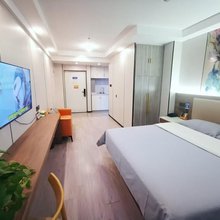 都市118精选酒店(万荟城刘谭地铁站店)