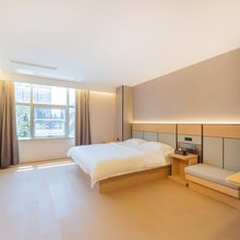 海韵雅宿公寓(青岛香港中路麦凯乐店)