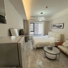 腾龙云海民宿(大风阁地铁站店)
